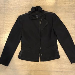 Tahari black blazer jacket with ruffle collar 6P